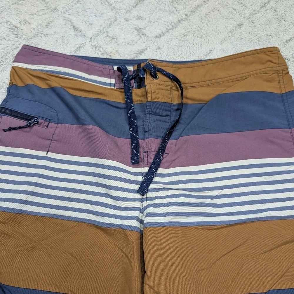 Patagonia Shorts Mens 34 Brown Blue Wavefarer Board Outdoor Swim Travel 10”